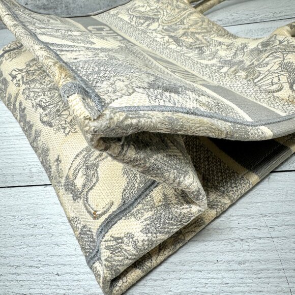 Christian Dior Medium Book Tote Toile de Jouy Beige Gray Canvas Bag - Picture 7 of 16